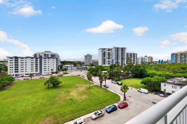 720 Orton Avenue 704, Fort Lauderdale, FL 33304