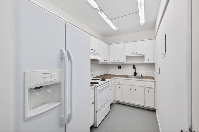 720 Orton Avenue 704, Fort Lauderdale, FL 33304