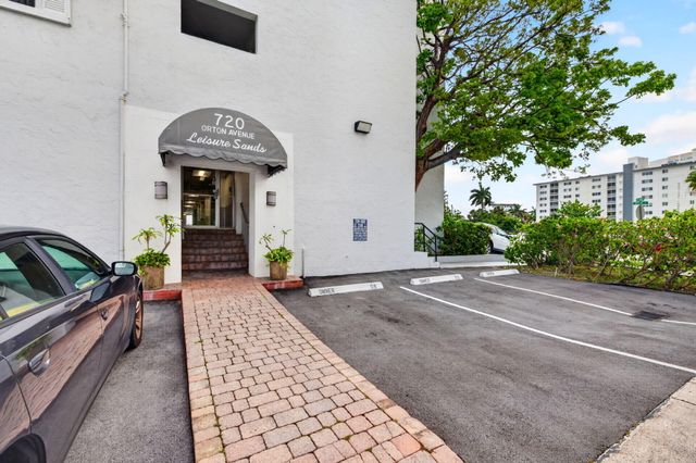720 Orton Avenue 704, Fort Lauderdale, FL 33304