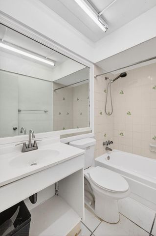 720 Orton Avenue 704, Fort Lauderdale, FL 33304