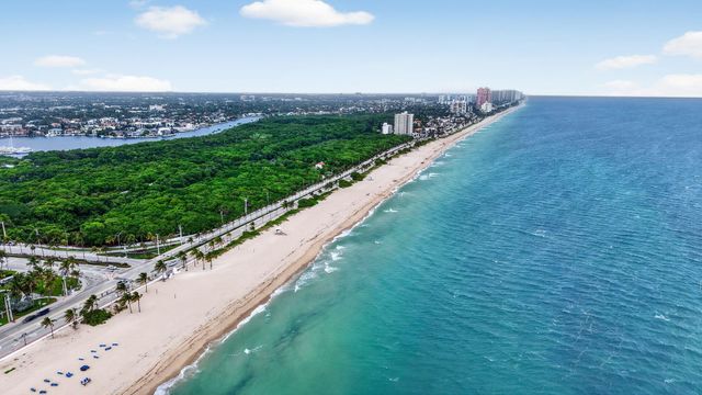 720 Orton Avenue 704, Fort Lauderdale, FL 33304