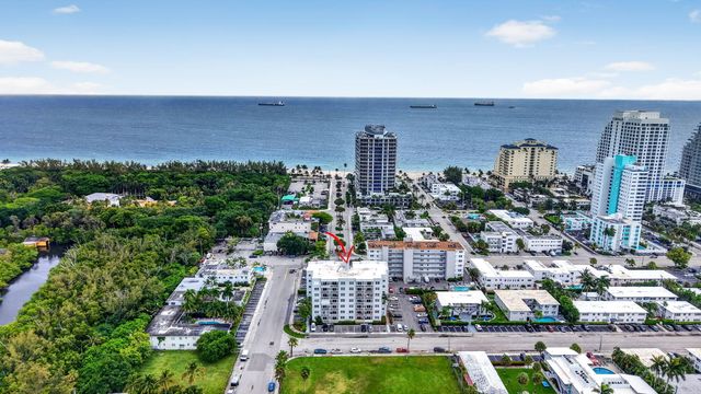 720 Orton Avenue 704, Fort Lauderdale, FL 33304