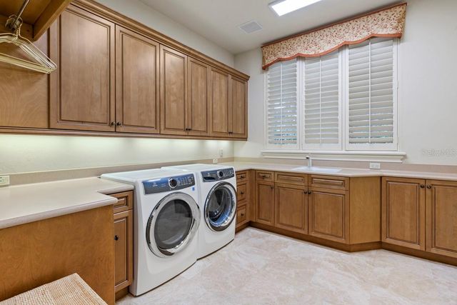 2203 VIA TUSCANY, Winter Park, FL 32789