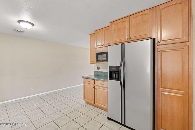 6630 N Morning Glory Drive, Tucson, AZ 85741