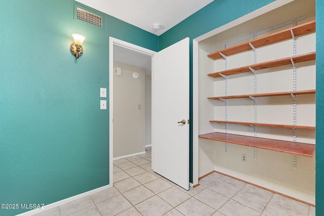 6630 N Morning Glory Drive, Tucson, AZ 85741