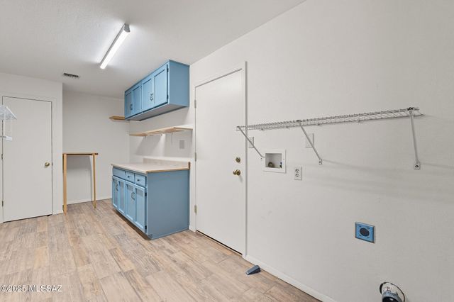 6630 N Morning Glory Drive, Tucson, AZ 85741