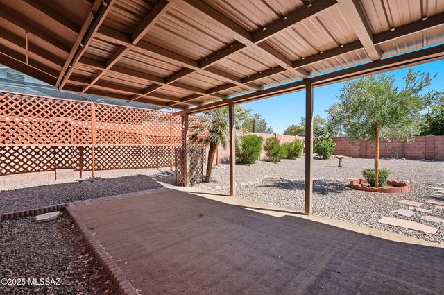6630 N Morning Glory Drive, Tucson, AZ 85741