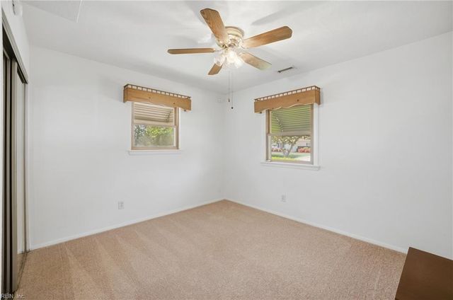 722 Red Mill RD, Norfolk, VA 23502