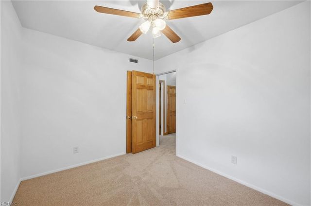 722 Red Mill RD, Norfolk, VA 23502