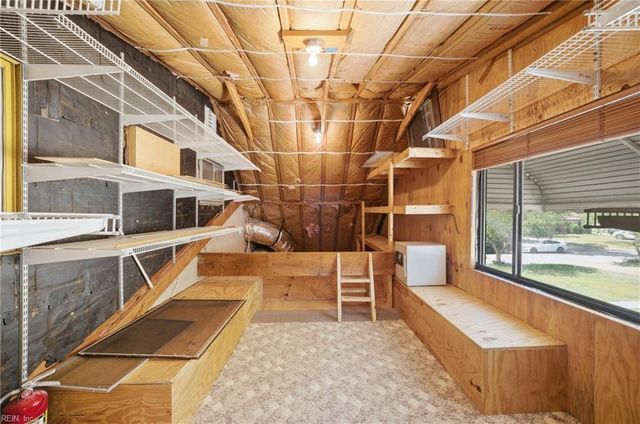 722 Red Mill RD, Norfolk, VA 23502