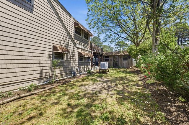 722 Red Mill RD, Norfolk, VA 23502