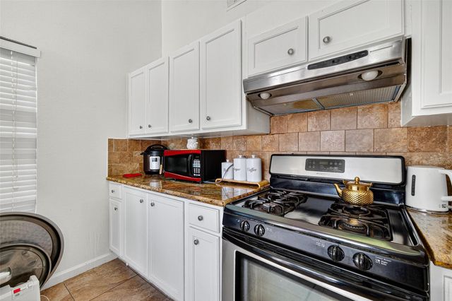 8522 Grand Knolls Drive, Houston, TX 77083