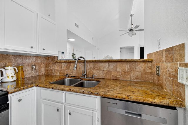 8522 Grand Knolls Drive, Houston, TX 77083