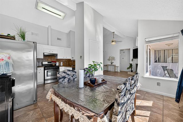 8522 Grand Knolls Drive, Houston, TX 77083