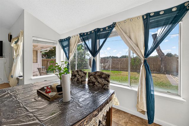 8522 Grand Knolls Drive, Houston, TX 77083