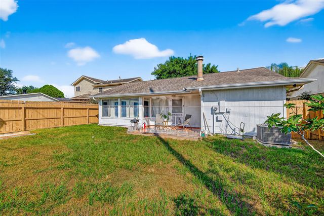 8522 Grand Knolls Drive, Houston, TX 77083