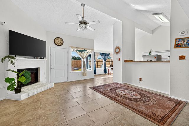 8522 Grand Knolls Drive, Houston, TX 77083