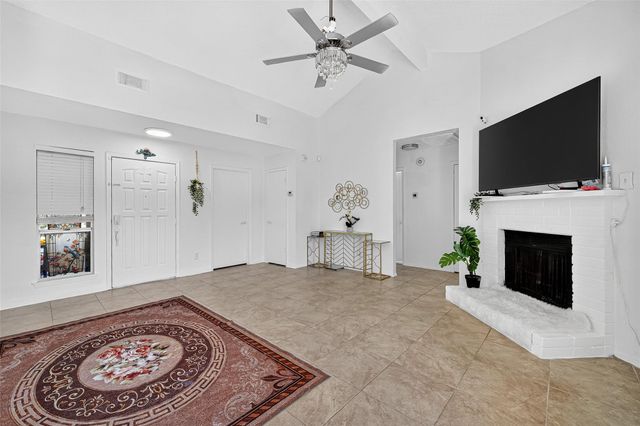 8522 Grand Knolls Drive, Houston, TX 77083