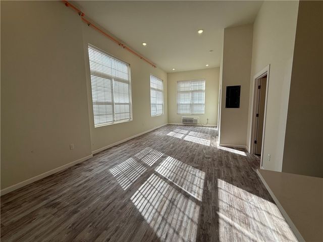 327 Pine Street 1034, Pawtucket, RI 02860