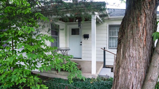 513 Julia Street Ne, City Of Grand Rapids, MI 49505
