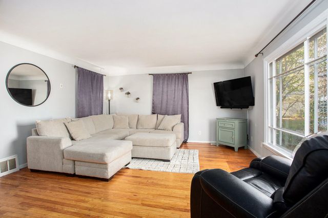 513 Julia Street Ne, City Of Grand Rapids, MI 49505