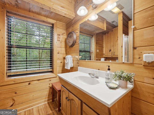 216 Laurel Creek Road, Blue Ridge, GA 30513