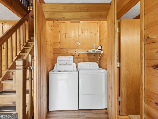 216 Laurel Creek Road, Blue Ridge, GA 30513