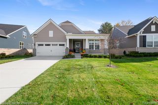 30074 Turtle Creek Circle, New Hudson, MI 48165