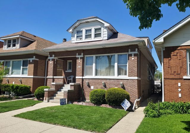 5028 W Parker Avenue, Chicago, IL 60639