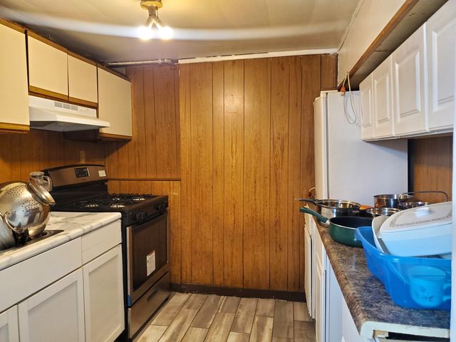 5028 W Parker Avenue, Chicago, IL 60639