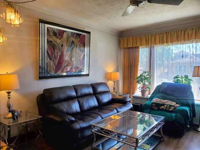 5028 W Parker Avenue, Chicago, IL 60639