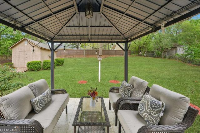 401 Pine Valley Road, Powder Springs, GA 30127