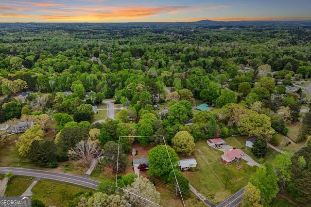 401 Pine Valley Road, Powder Springs, GA 30127