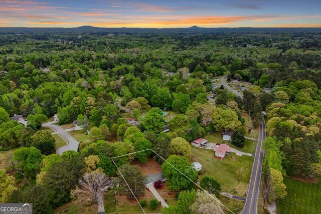 401 Pine Valley Road, Powder Springs, GA 30127