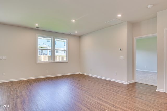 105 King Tucks Way, Four Oaks, NC 27524