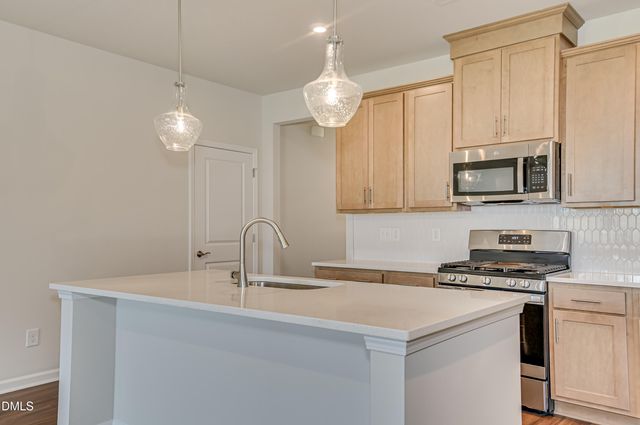 105 King Tucks Way, Four Oaks, NC 27524
