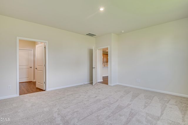 105 King Tucks Way, Four Oaks, NC 27524