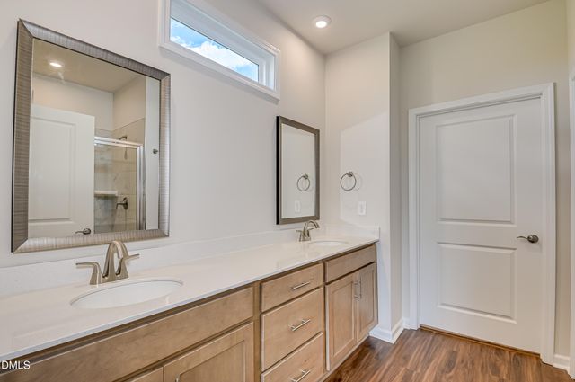 105 King Tucks Way, Four Oaks, NC 27524