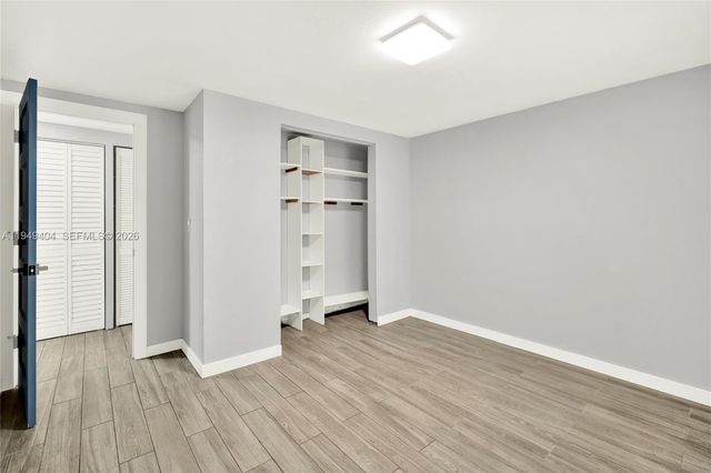 463 E 61st St, Hialeah, FL 33013