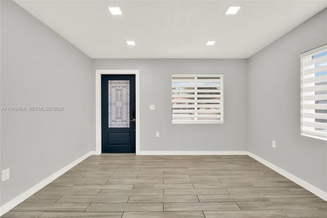 463 E 61st St, Hialeah, FL 33013