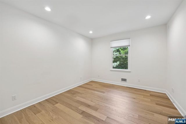 218 Irving Avenue, Closter, NJ 07624
