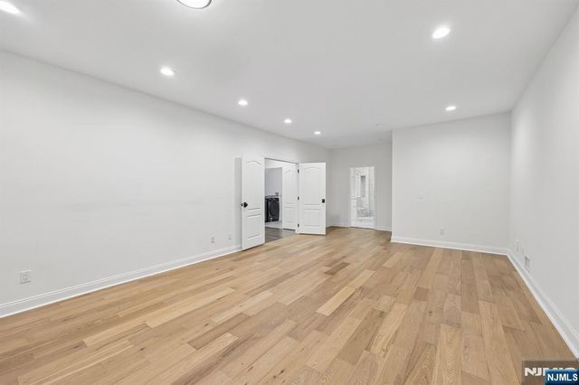 218 Irving Avenue, Closter, NJ 07624