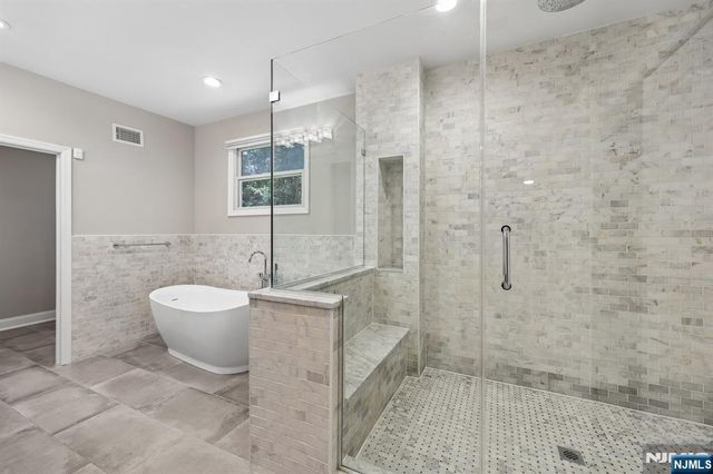 218 Irving Avenue, Closter, NJ 07624