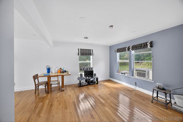 439148 E 60 Road, Welch, OK 74369