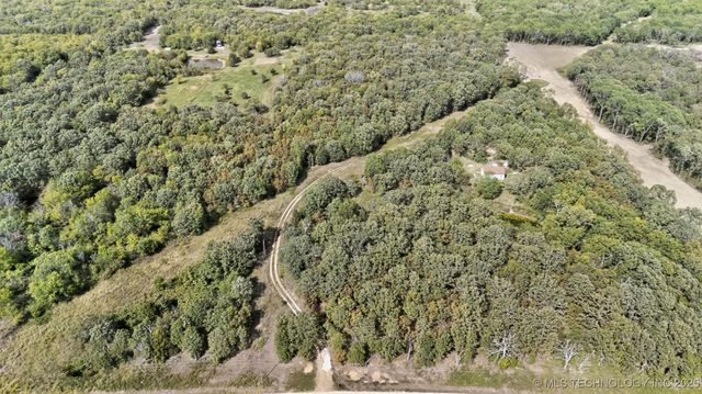 439148 E 60 Road, Welch, OK 74369