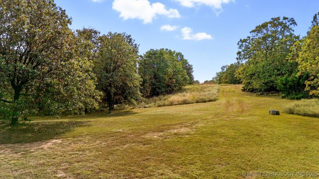 439148 E 60 Road, Welch, OK 74369