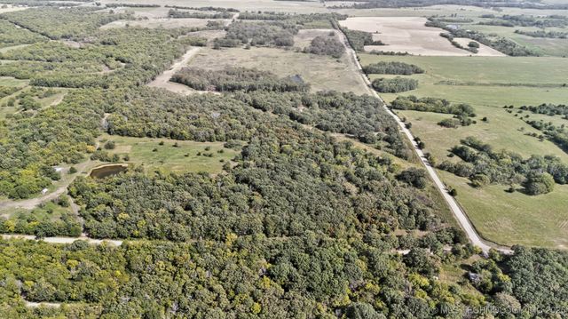 439148 E 60 Road, Welch, OK 74369