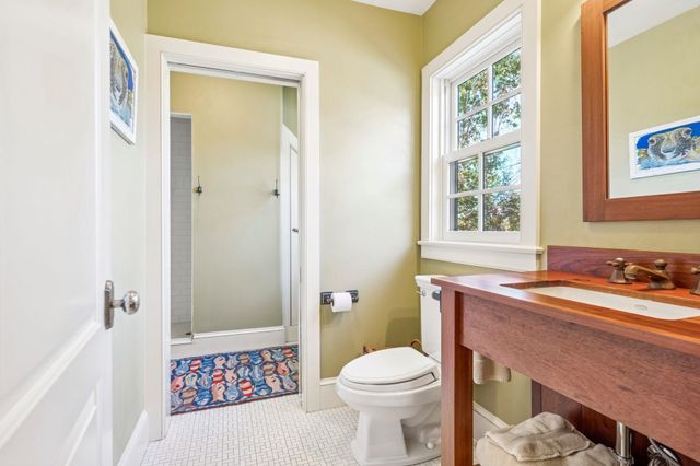 10 Tavern Lane, Lyme, NH 03768