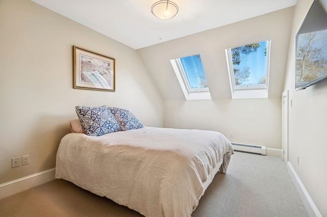 10 Tavern Lane, Lyme, NH 03768