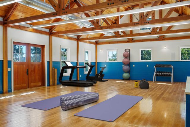 10 Tavern Lane, Lyme, NH 03768